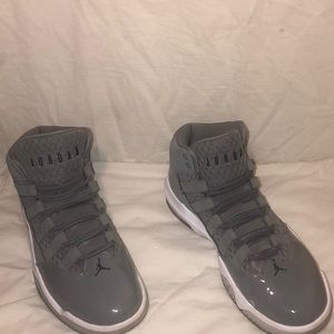 jordan 11 max aura